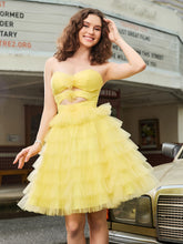 Robe courte trapèze en tulle sans bretelles à volants Jonquille