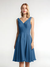 Mini-Robe Corsage Plissée à Col en V avec Jupe Circulaire Bleu Encre