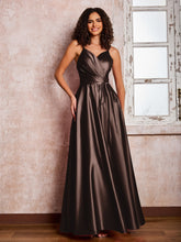 Maxi Robe en Satin à Bretelles Spaghetti avec Poches Chocolat