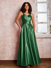 Maxi Robe en Satin à Bretelles Spaghetti avec Poches Emeraude