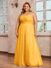 Dentelle et Tulle Longue Robe avec Col en Cœur Mandarine