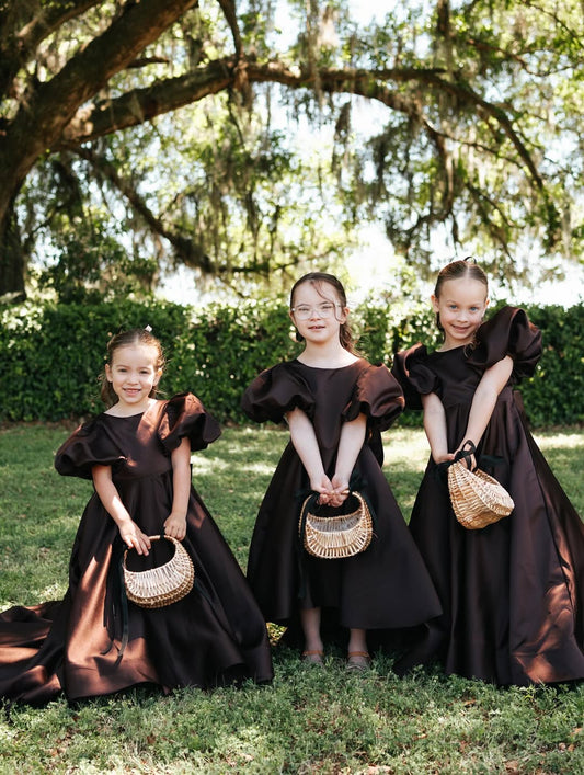 Que porter pour un mariage : votre guide complet pour les jeunes filles