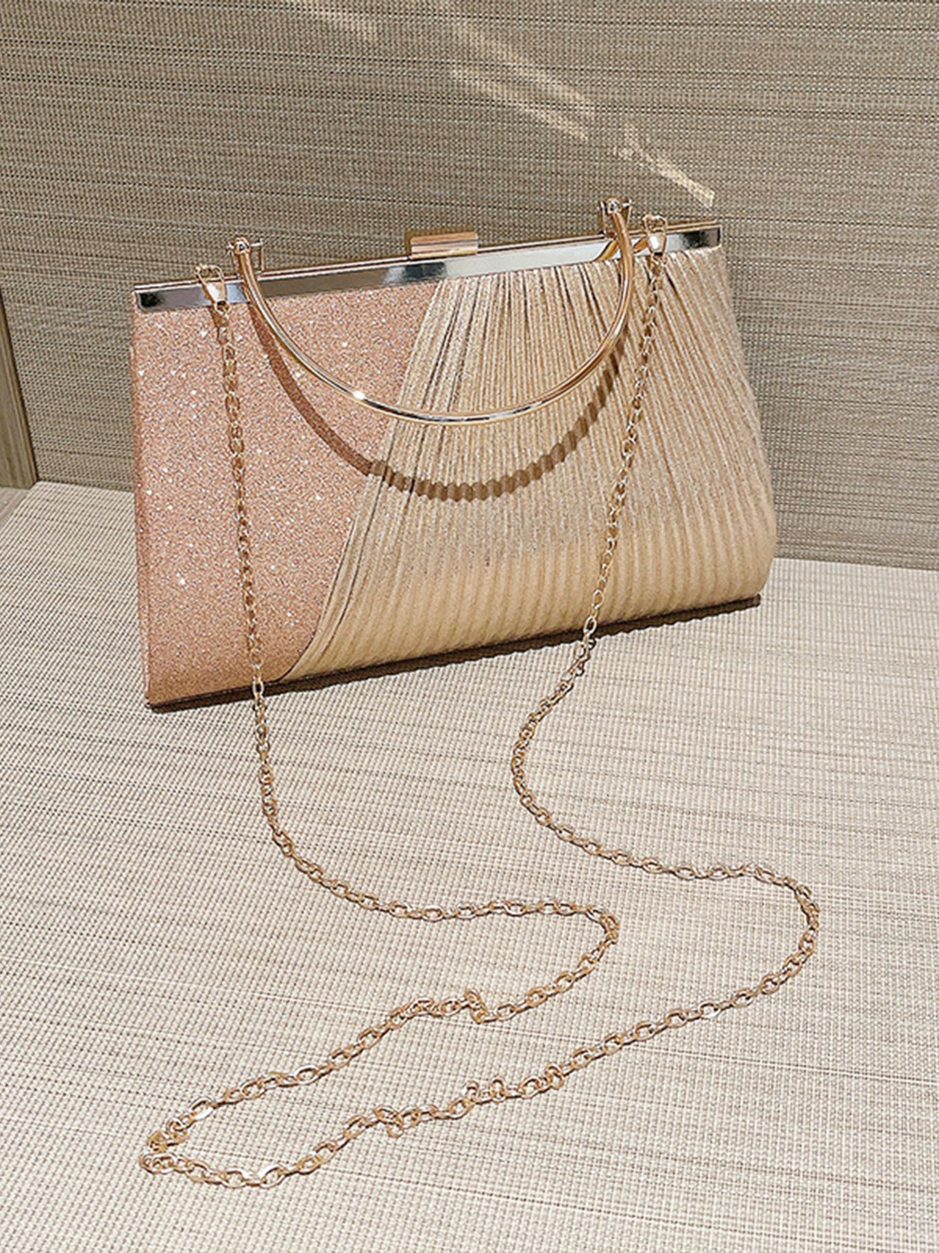 Sacs De Soirée Roses De Luxe - Pochettes Scintillantes Pour Femmes