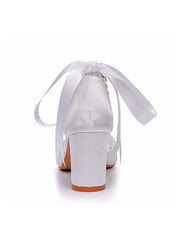 Sandales à Talon Chunky avec Bout Peep Toe Rubans et Perles