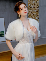 Couverture de mariée en fausse fourrure à manches courtes