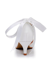 Chaussures de Mariage à Talons Kitten et Bout Pointu avec Bride à la Cheville