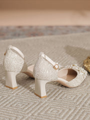 Chaussures de mariage élégantes à talons épais avec perles pour femmes