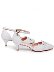 Chaussures de Mariage Blanches en Dentelle et Strass à Bout Pointu