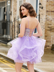 Robe courte en tulle brillant avec corsage à sequins Lilas