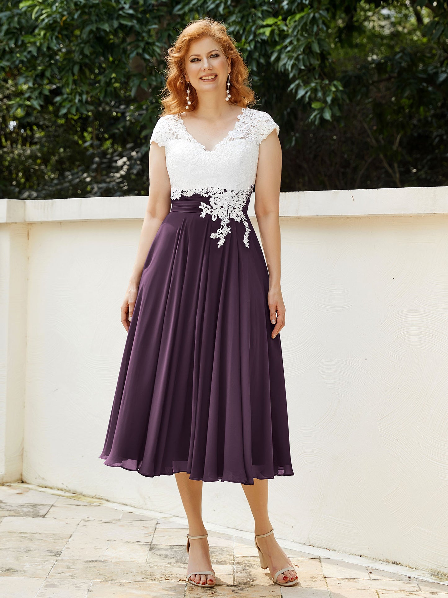 Col en V Mousseline Robe avec Bustier Appliqué Ivoire Plum Grande Taille