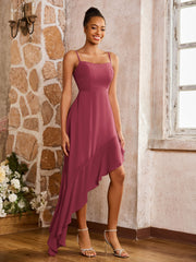 Robe Asymétrique en Mousseline à Bretelles Spaghetti et Col Carré Cannelle Rose