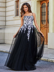 Robe en Tulle Dentelle Appliquée à Encolure Carrée Noir