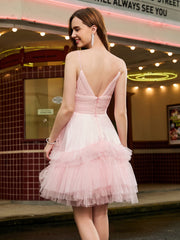 Robe courte trapèze en tulle à paillettes et coutures étagées Rose Pâle