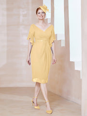 Robe en Mousseline à Col en V Orné de Strass Or