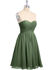 Sans Bretelles Col en Cœur Robe Demoiselle d'honneur Courte Olive Verte Grande Taille
