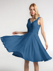 Mini-Robe Corsage Plissée à Col en V avec Jupe Circulaire Bleu Encre