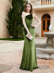 Robe Fourreau en Velours à Une Épaule et Bretelles Spaghetti Olive Verte Grande Taille