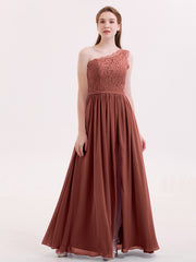 Une Epaule Mousseline et Dentelle Robe avec Fente terracotta Grande Taille