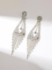 Boucles d'oreilles longues à pampilles élégantes en diamant