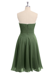 Sans Bretelles Robe Demoiselle d'honneur Courte Olive Verte Grande Taille