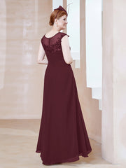 Robe en Mousseline à Encolure Illusion avec Dentelle Cabernet