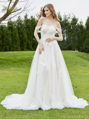 Robe de Mariée en Dentelle Hors de l'Épaule avec Traîne Chapelle Blanc