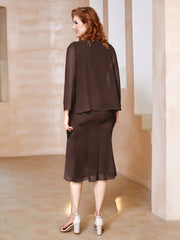 Robe Fourreau à Col en Scoop Longueur de Mollet en Mousseline Chocolat Grande Taille