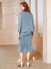 Robe Fourreau à Col en Scoop Longueur de Mollet en Mousseline Bleu Poudré