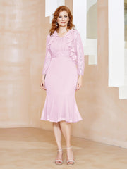 Robe Fourreau en Mousseline Longueur de Mollet à Col en Scoop avec Dentelle Rose Pâle Grande Taille