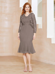 Robe Fourreau en Mousseline Longueur de Mollet à Col en Scoop avec Dentelle Taupe Grande Taille