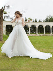 Robe de Mariée Appliquée en Dentelle à Col Illusion Champagne