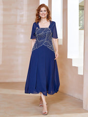 Robe à Encolure Carrée en Mousseline Longueur de Mollet avec Perles Bleu Marine Clair Grande Taille