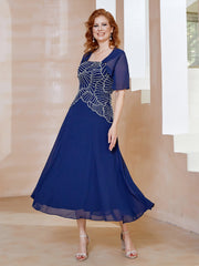 Robe à Encolure Carrée en Mousseline Longueur de Mollet avec Perles Bleu Marine Clair