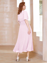 Robe à Encolure Carrée en Mousseline Longueur de Mollet avec Perles Rose Pâle