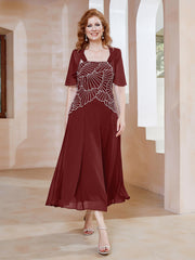 Robe à Encolure Carrée en Mousseline Longueur de Mollet avec Perles Bordeaux