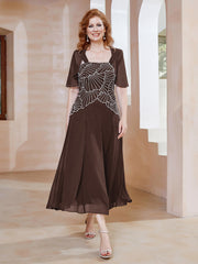 Robe à Encolure Carrée en Mousseline Longueur de Mollet avec Perles Chocolat Grande Taille