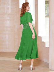 Robe à Encolure Carrée en Mousseline Longueur de Mollet avec Perles Vert Grande Taille