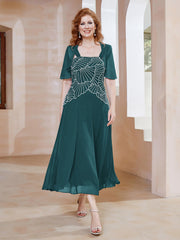 Robe à Encolure Carrée en Mousseline Longueur de Mollet avec Perles Paon Grande Taille