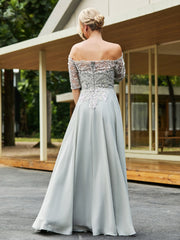 Robe Appliquée Florale en Dentelle et Paillettes Argent