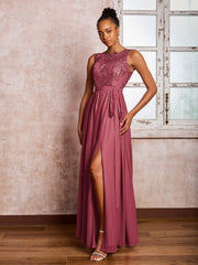 Maxi Robe en Mousseline avec Haut en Dentelle et Col Illusion avec Nœud Cannelle Rose