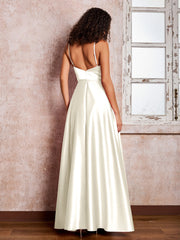 Maxi Robe en Satin à Bretelles Spaghetti avec Poches Ivoire