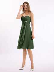 Longueur De Genou Mousseline Robe Avec Col En Cœur Olive Verte Grande Taille