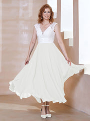 Robe en Mousseline Longueur de Mollet à Col en V avec Poches Ivoire