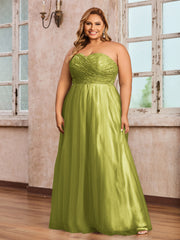 Dentelle et Tulle Longue Robe avec Col en Cœur Trèfle