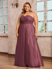 Dentelle et Tulle Longue Robe avec Col en Cœur Mûre