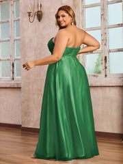 Dentelle et Tulle Longue Robe avec Col en Cœur Emeraude Grande Taille