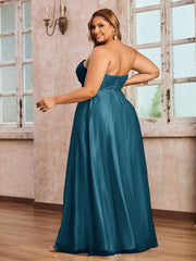 Dentelle et Tulle Longue Robe avec Col en Cœur Bleu Encre Grande Taille