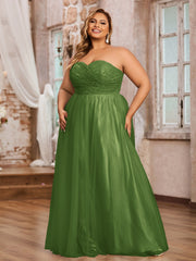Dentelle et Tulle Longue Robe avec Col en Cœur Mousse Grande Taille