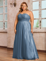 Dentelle et Tulle Longue Robe avec Col en Cœur Bleu de Schiste Grande Taille