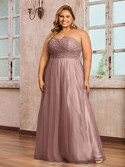 Dentelle et Tulle Longue Robe avec Col en Cœur Vintage Mauve